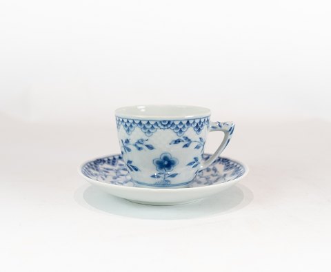 Sommerfugl kaffekop og underkop, nr.: 305 af Bing og Grøndahl.
5000m2 udstilling.
Flot stand
