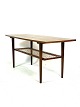 Sofabord i teak med flethylde af dansk design fra 1960erne. 
Flot stand
