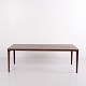 Länglicher Couchtisch aus Palisander mit Runden Spitz Zulaufenden Beinen Dänisches Design 1960er Jahre
