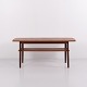 Couchtisch aus Teak mit Ablage dänisches Design aus den 1960er Jahren